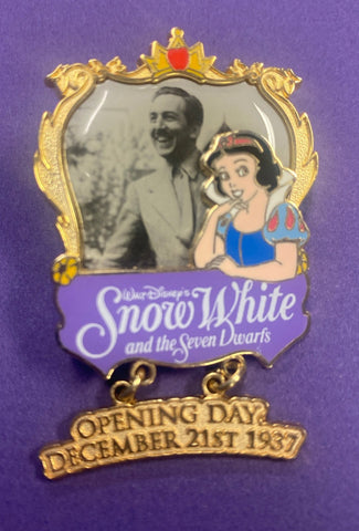 Walt Disney Originals Snow White and the 7 Dwarfs Opening Day 1937 Dangle Pin LE